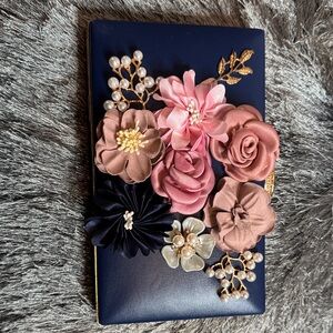 Elegant Floral Embellished Clutch